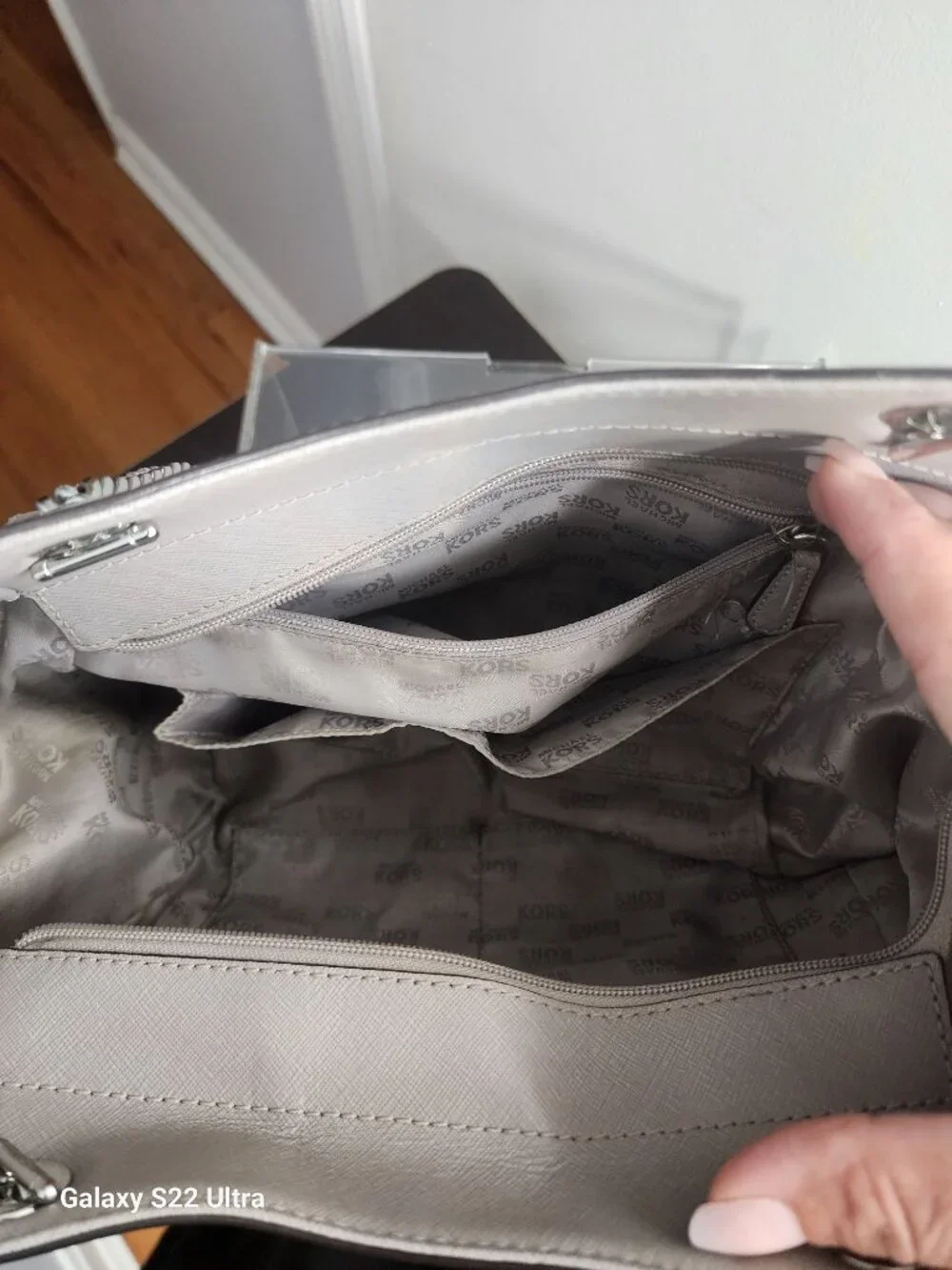 Michael Kors Gray Saffiano Leather Tote Bag With Chain/Leather Strap & Logo Acce